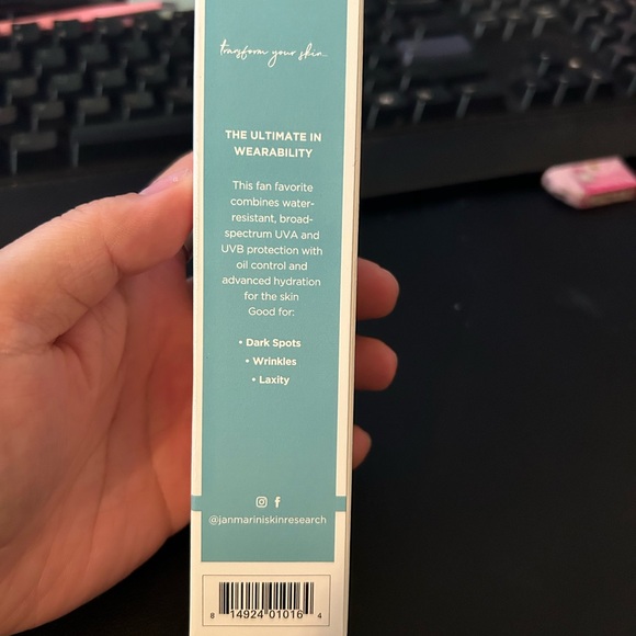 Jan Marini Antioxidant Daily Face Protectant SPF33 - Picture 2 of 5